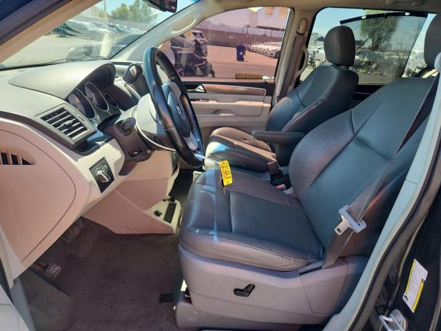 2010 VOLKSWAGEN ROUTAN SE - 2V4RW3D10AR199378