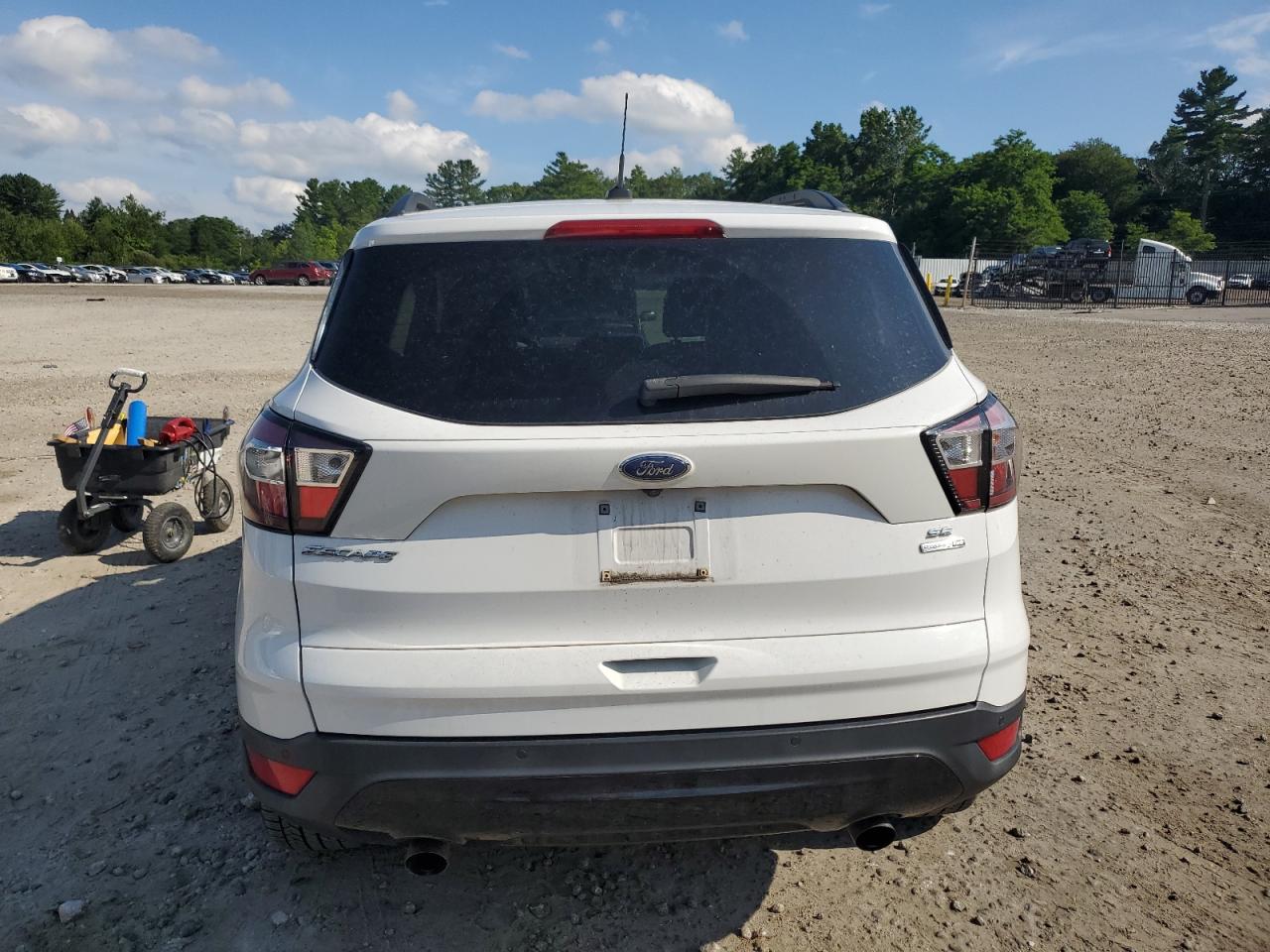 FORD ESCAPE SE