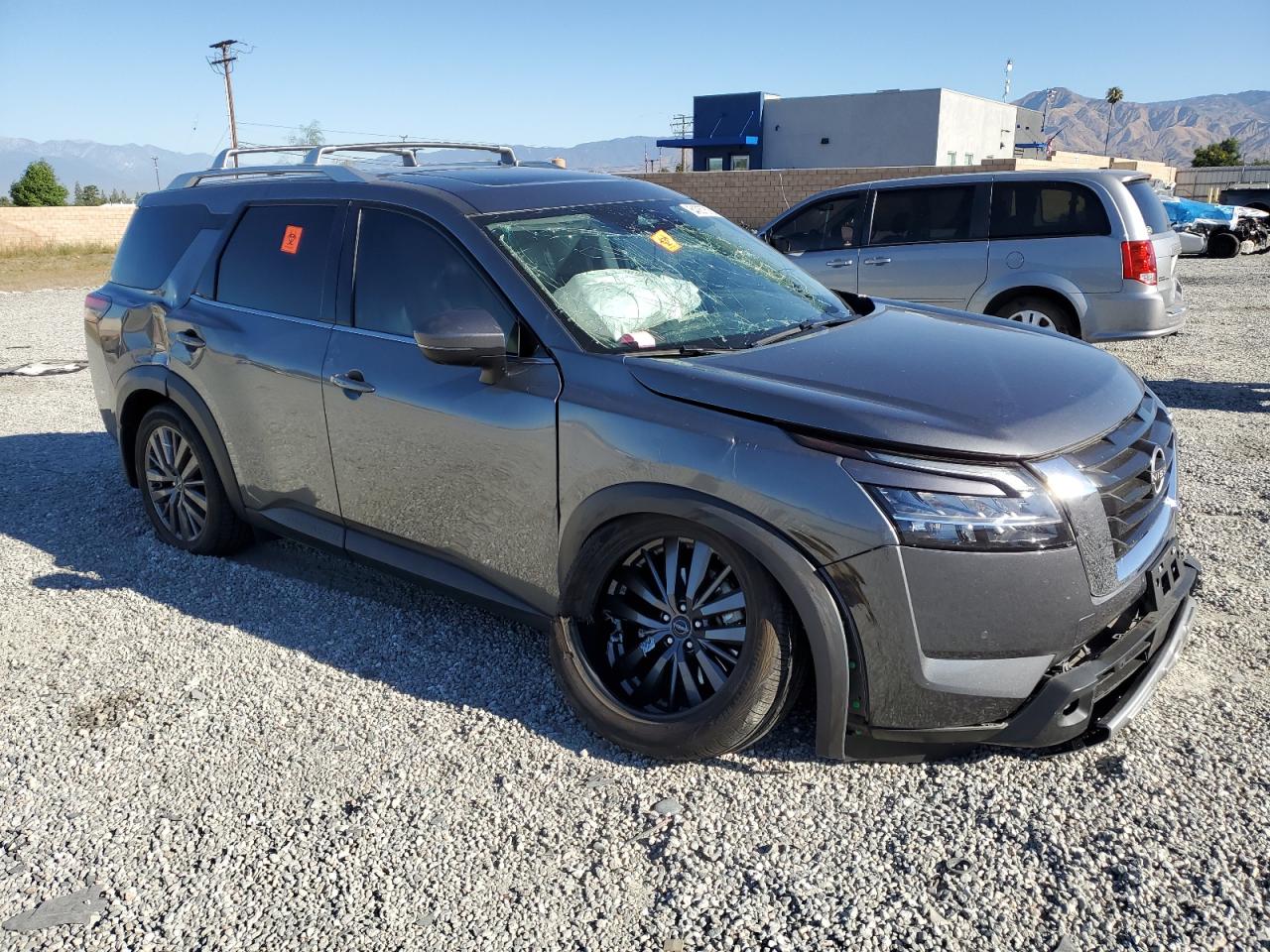 NISSAN PATHFINDER SL