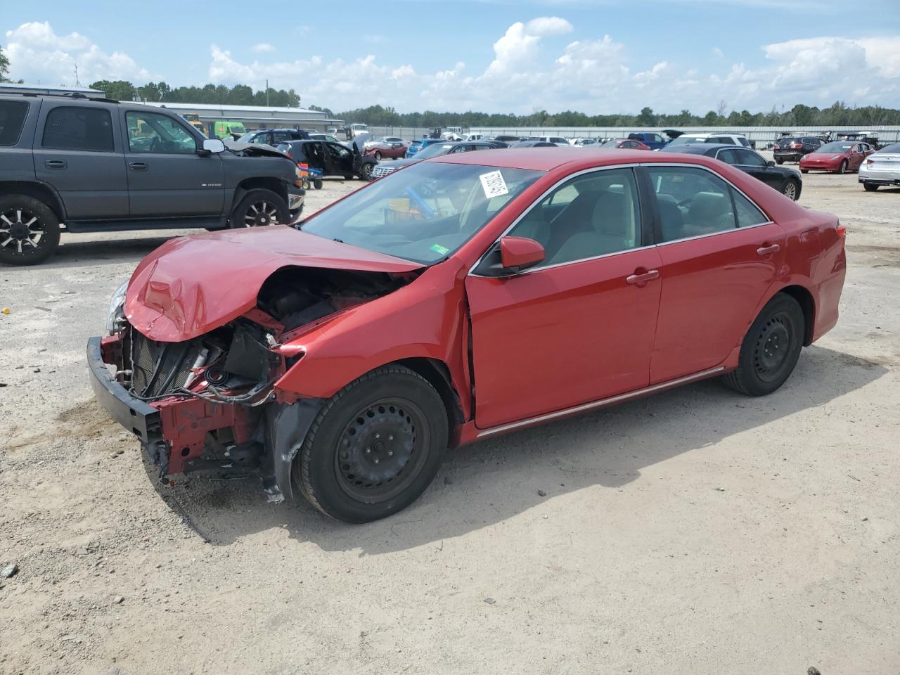 TOYOTA CAMRY BASE
