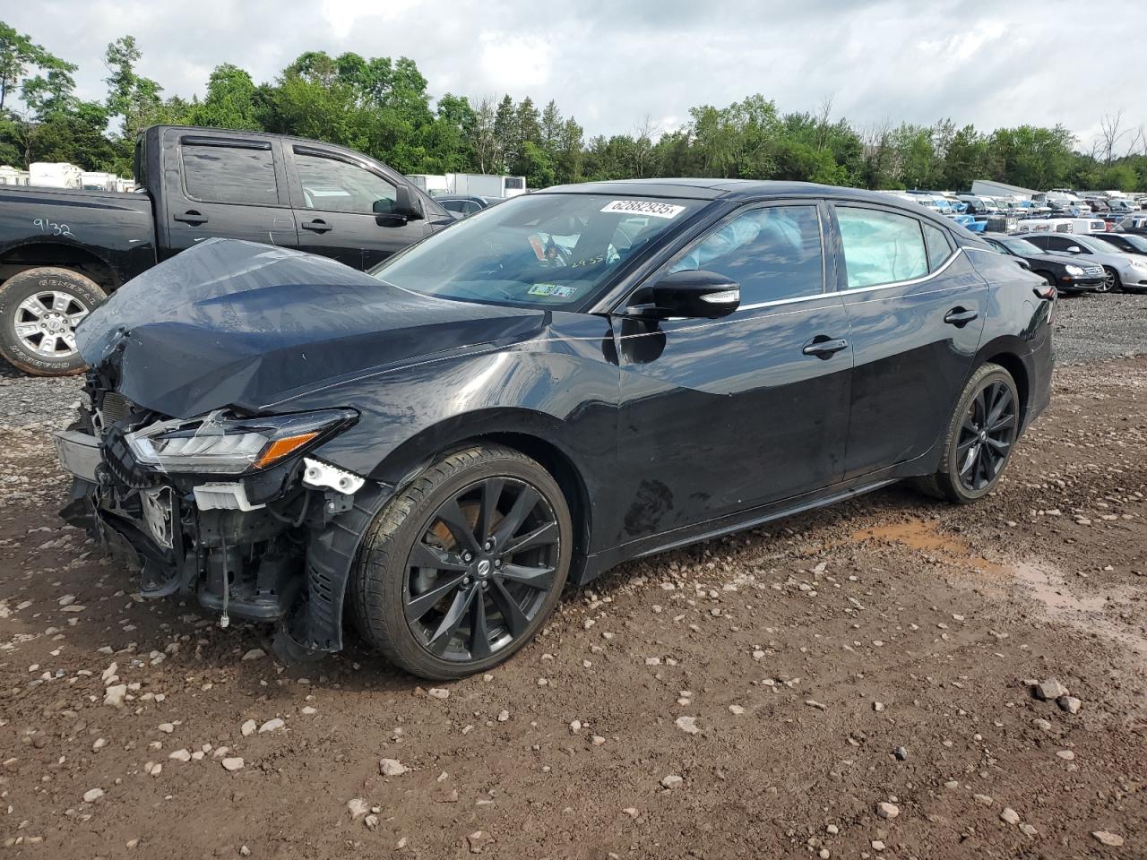NISSAN MAXIMA S