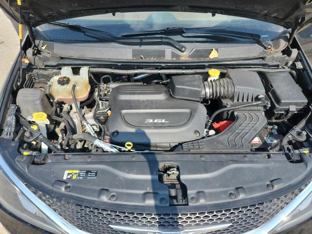 2017 CHRYSLER PACIFICA L 2C4RC1GG4HR523837