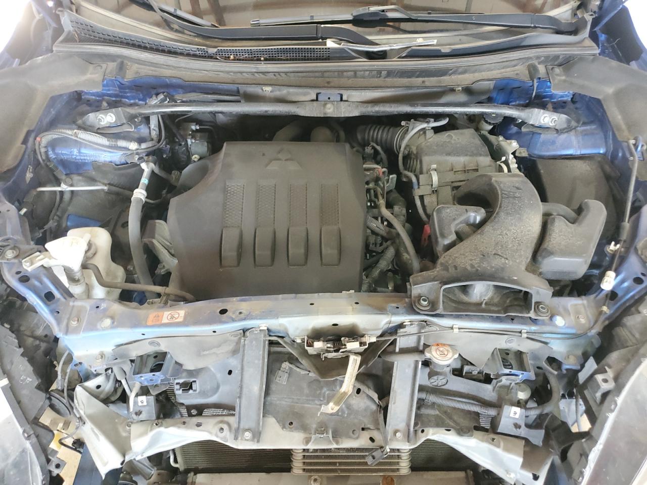 MITSUBISHI ECLIPSE SE