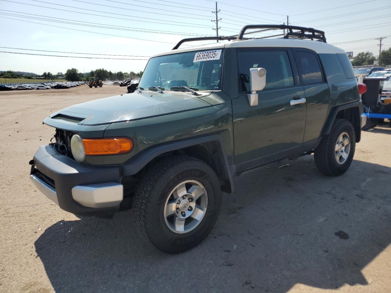 TOYOTA FJ CRUISER