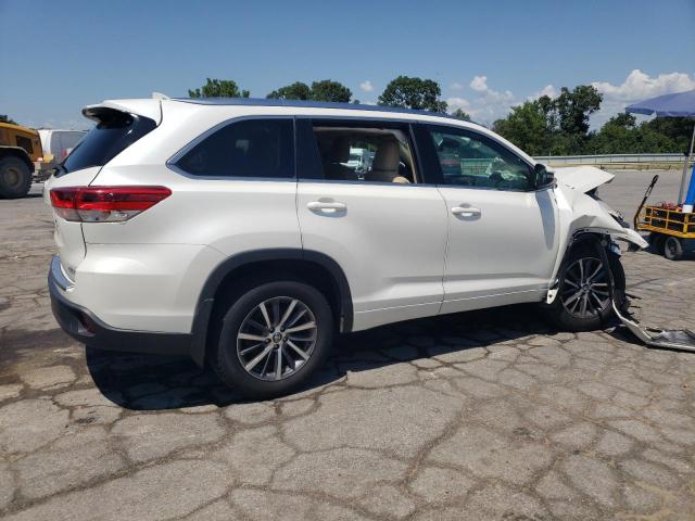 2018 TOYOTA HIGHLANDER 5TDJZRFH3JS855320