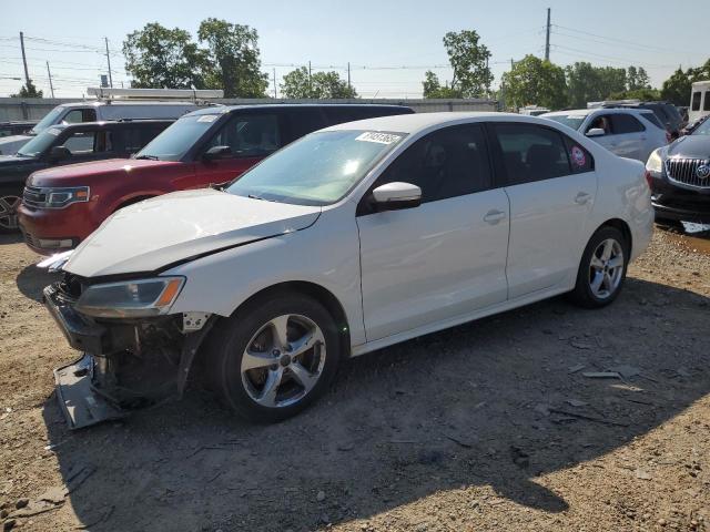 VOLKSWAGEN JETTA SE