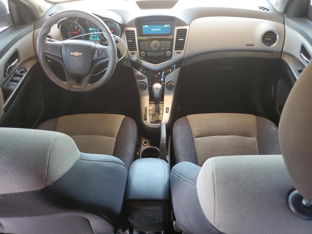 Chevrolet Cruze ls 2013