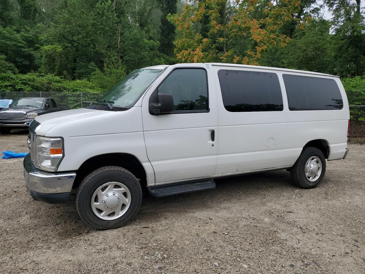 FORD ECONOLINE E350 SUPER DUTY WAGON