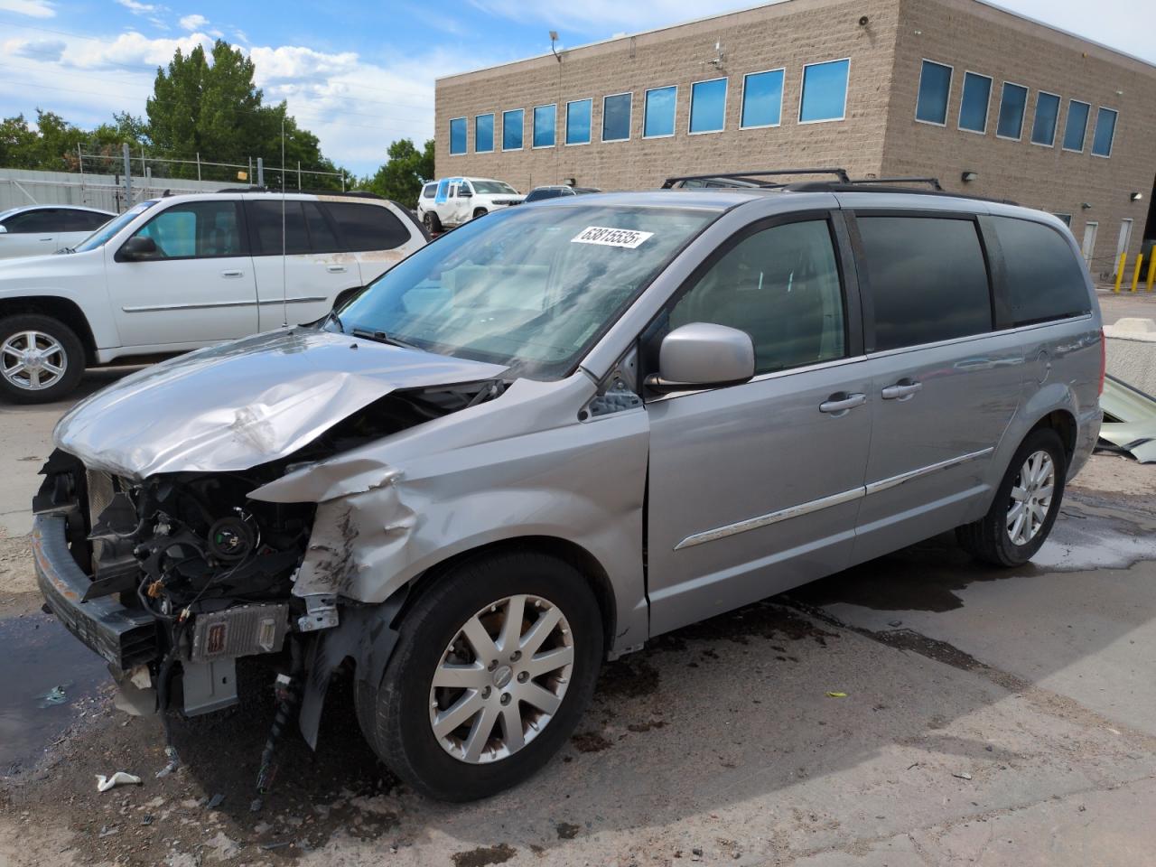CHRYSLER TOWN & COUNTRY TOURING