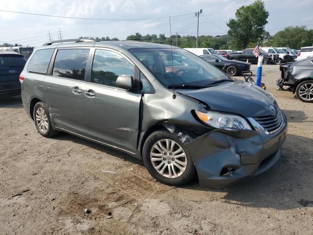 2014 TOYOTA SIENNA XLE - 5TDYK3DCXES498652