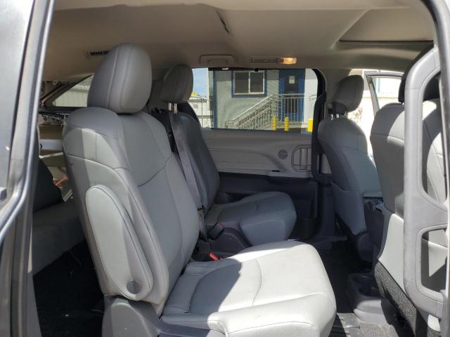 2021 TOYOTA SIENNA XLE 5TDYRKEC6MS043414