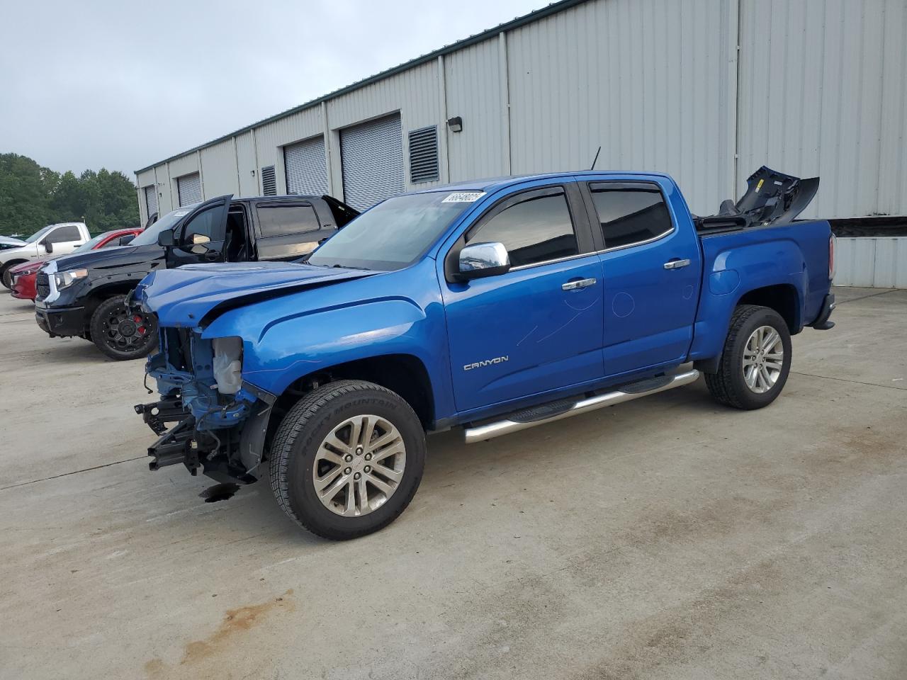 GMC CANYON SLT