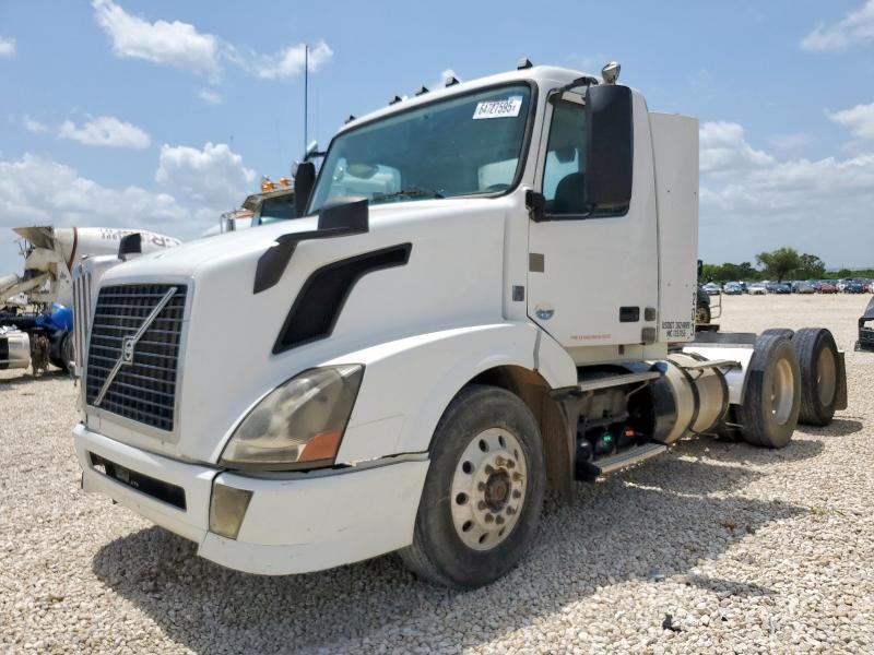 VOLVO VNL 2013 white tractor diesel 4V4NC9EG4DN568885 photo #3