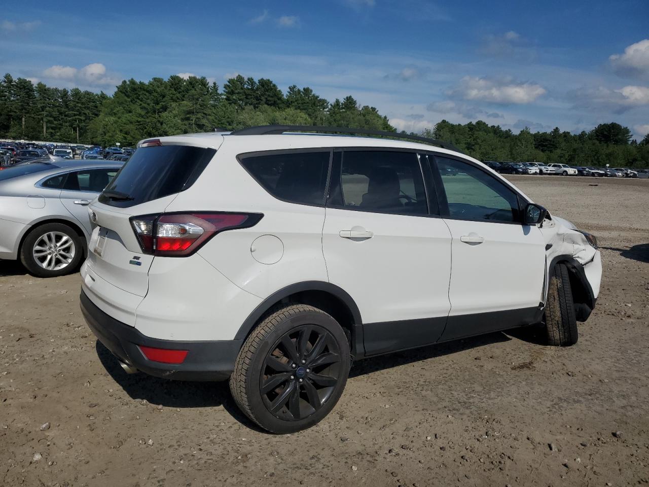 FORD ESCAPE SE