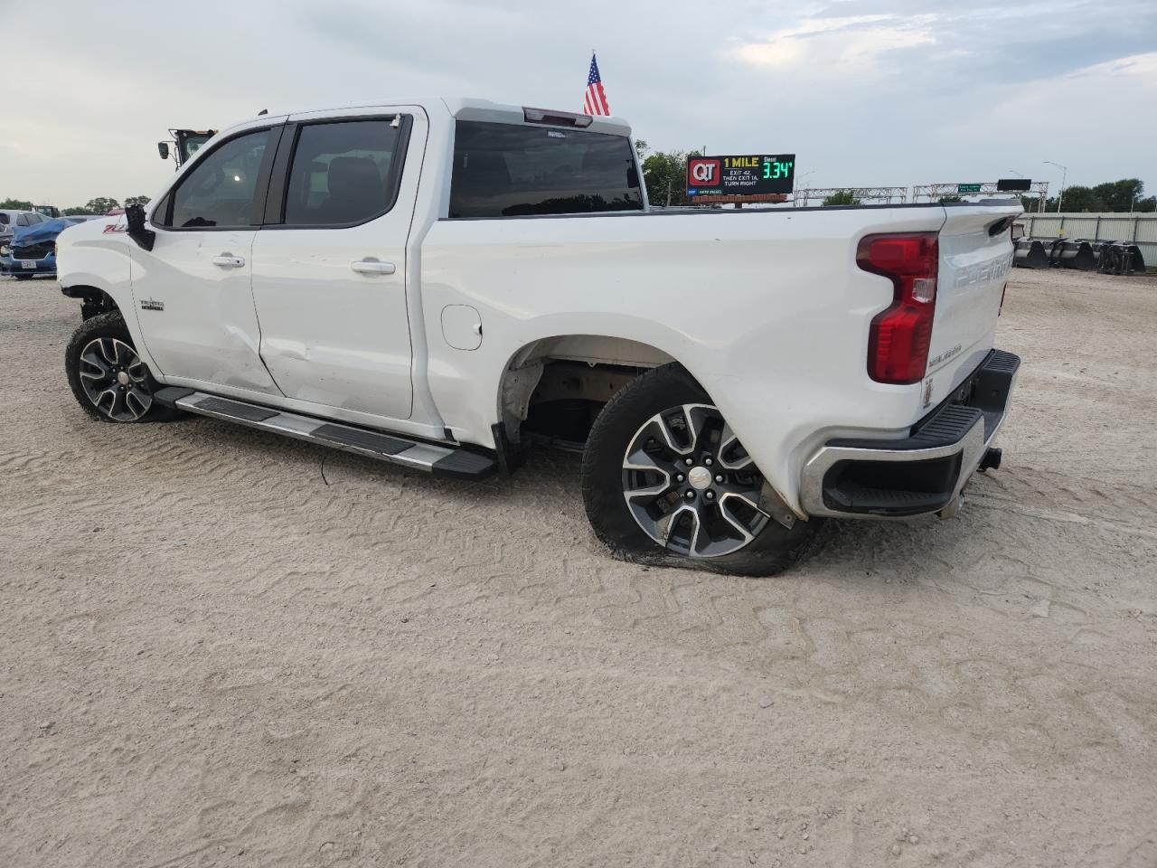 CHEVROLET SILVERADO K1500 LT