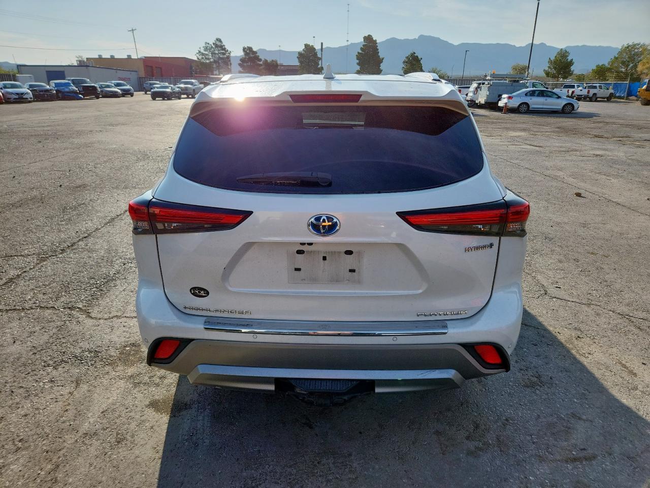 TOYOTA HIGHLANDER HYBRID PLATINUM