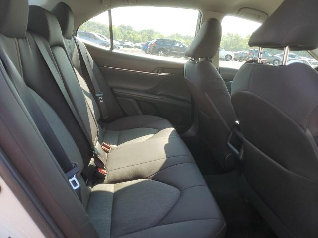 2018 TOYOTA CAMRY L - 4T1B11HK2JU609646