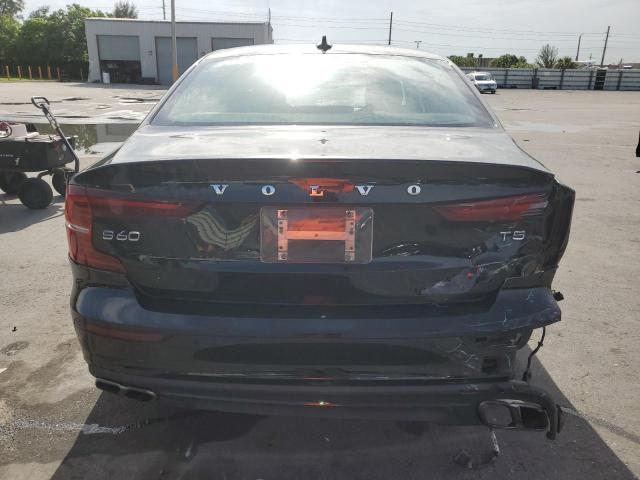 2019 VOLVO S60 T5 MOM 7JR102FK2KG011103