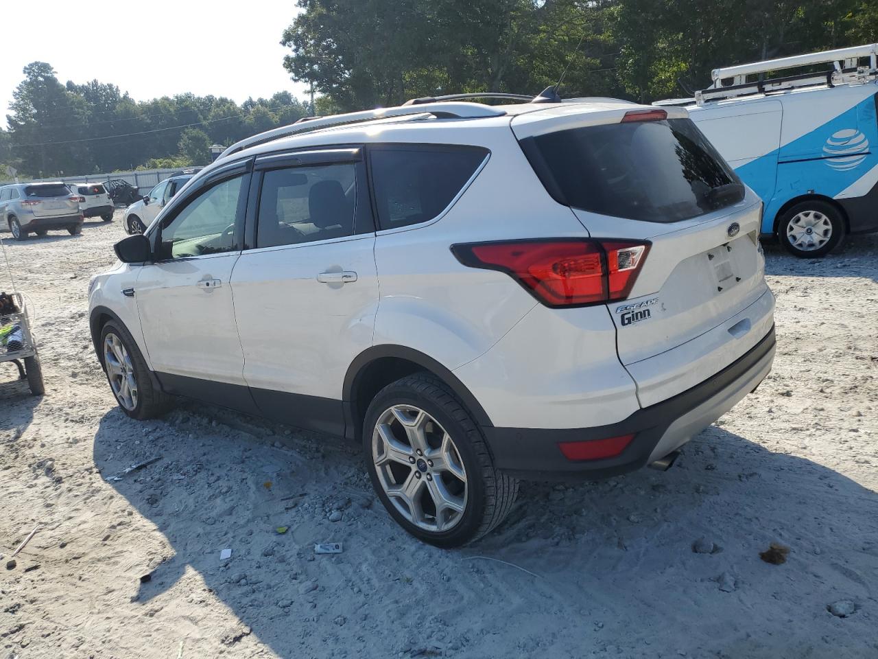 FORD ESCAPE TITANIUM
