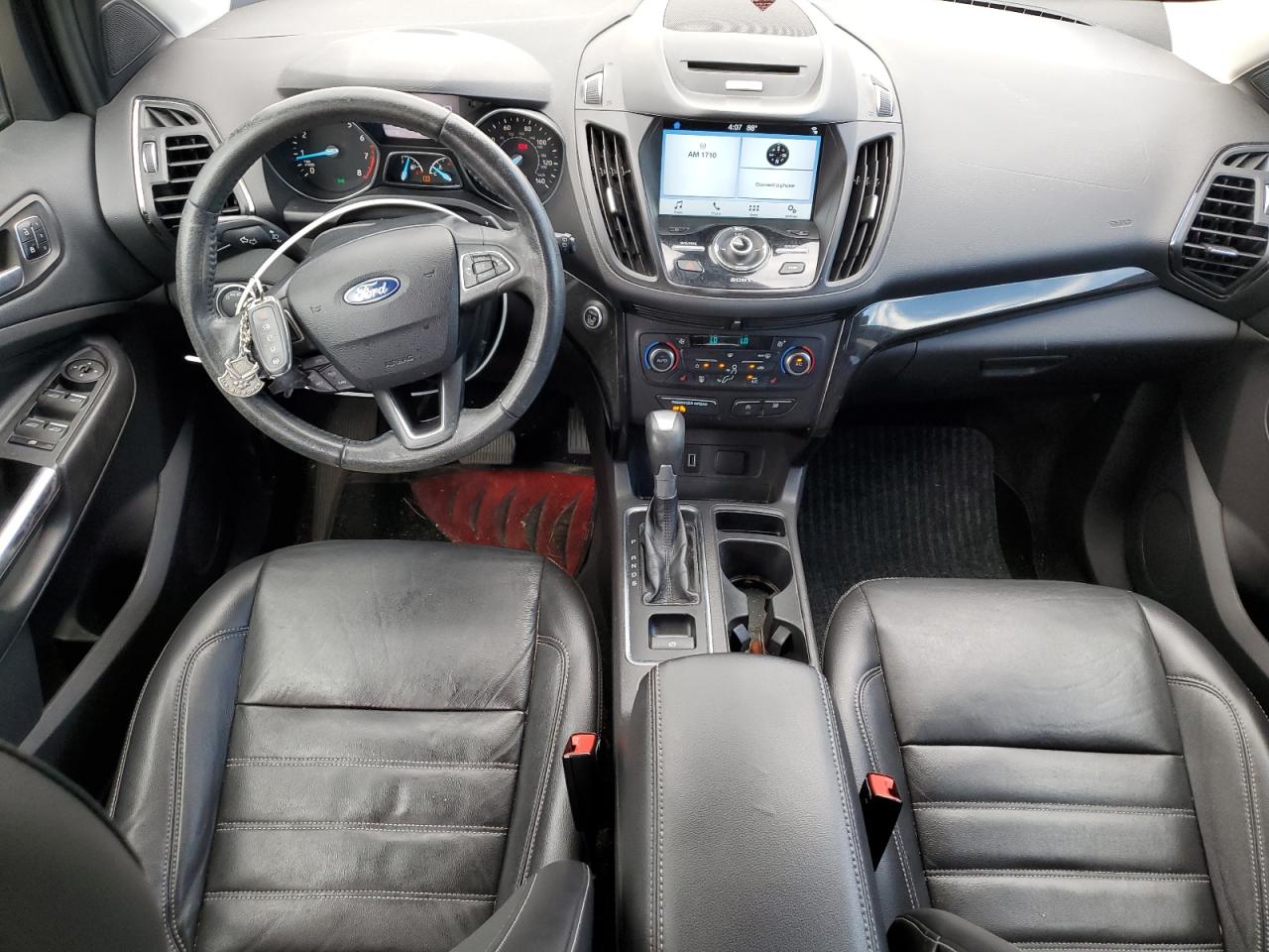 FORD ESCAPE TITANIUM