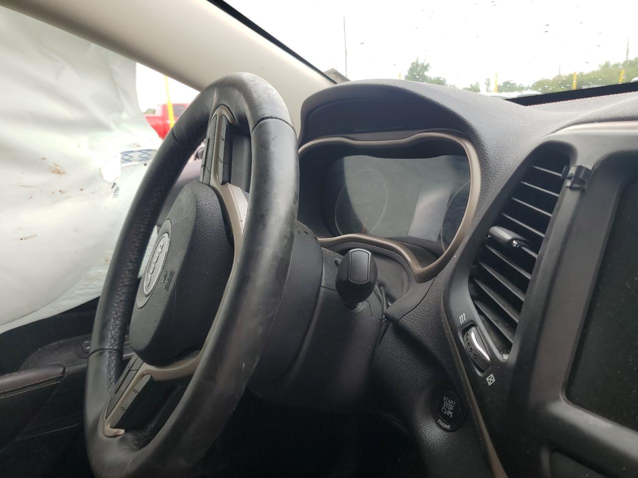 JEEP GRAND CHEROKEE LATITUDE