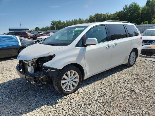 TOYOTA SIENNA XLE
