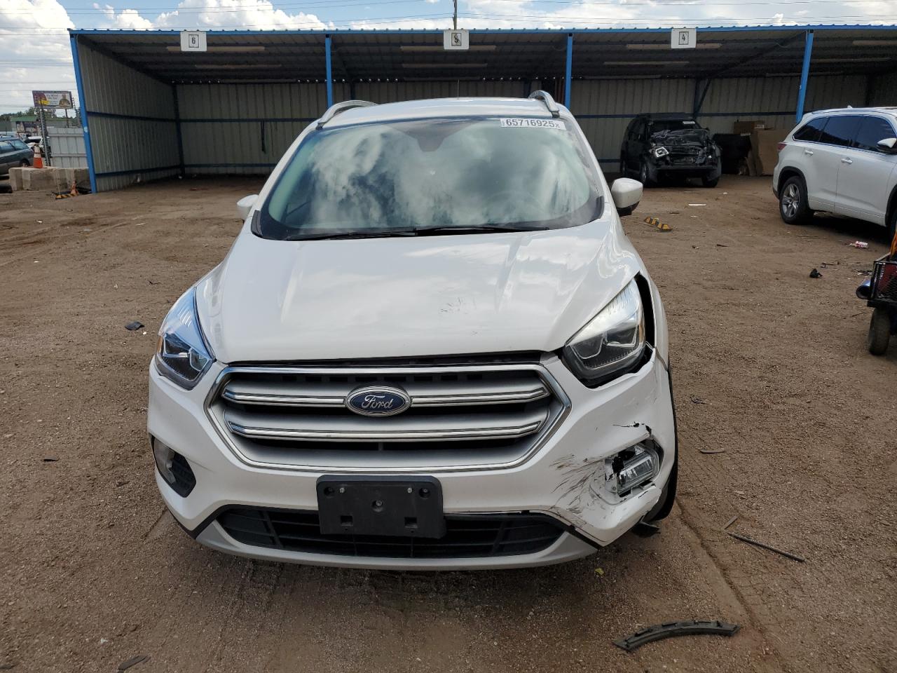 FORD ESCAPE TITANIUM