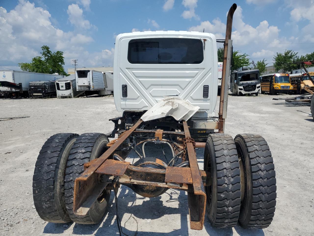 Lot #3254515151 2012 INTERNATIONAL 4000 4400