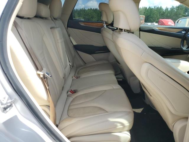 2016 LINCOLN MKC SELECT 5LMCJ2C97GUJ27047