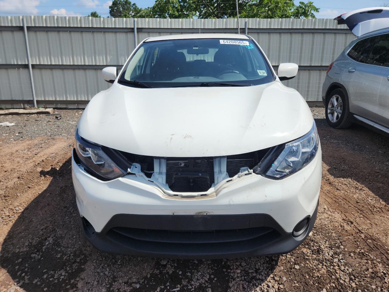 NISSAN ROGUE SPORT S