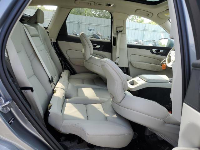 2021 VOLVO XC60 T5 MOMENTUM YV4102RK6M1727922
