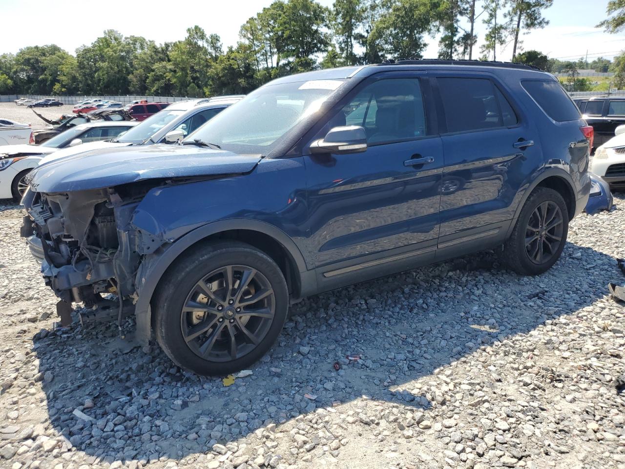 FORD EXPLORER XLT