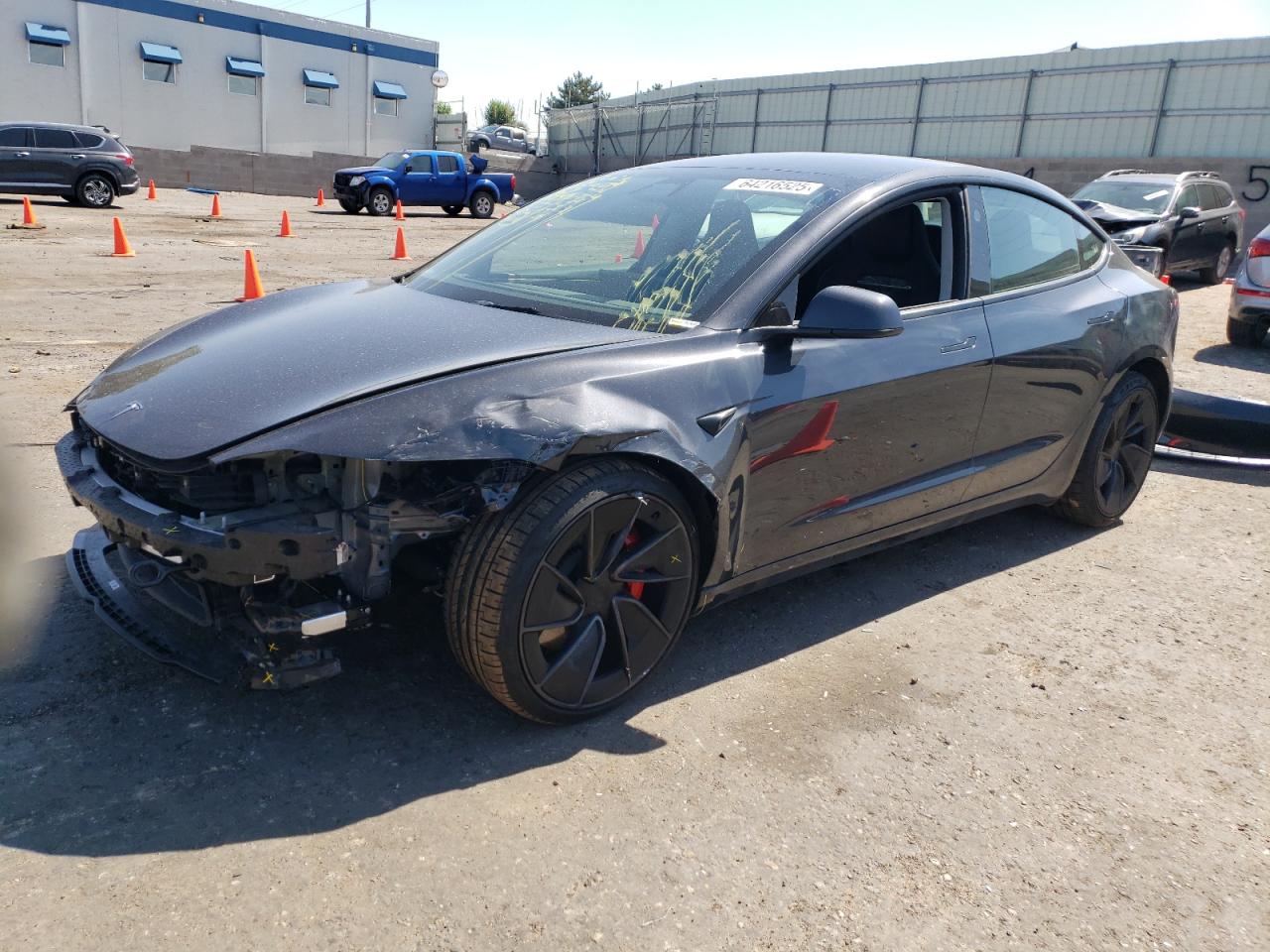 TESLA MODEL 3