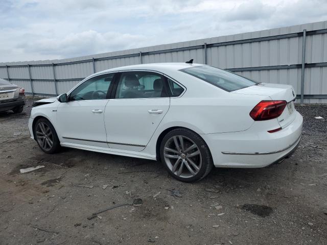 2017 VOLKSWAGEN PASSAT R-L 1VWDT7A38HC031479