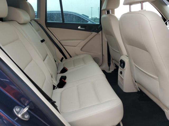 2015 VOLKSWAGEN TIGUAN S WVGAV7AX4FW605408