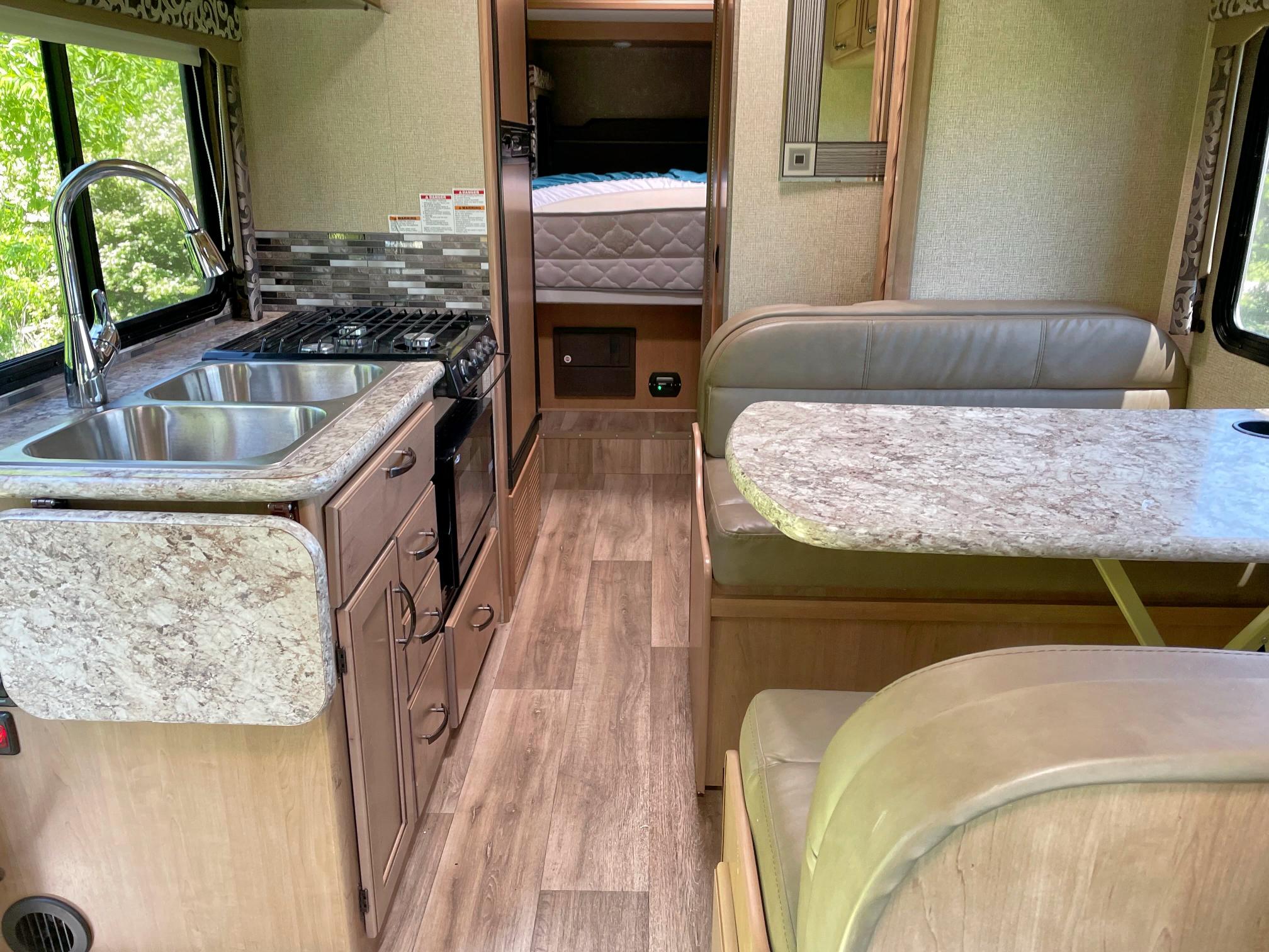 2017 MERCEDES-BENZ SPRINTER 3 WDAPF4CC7H9718357