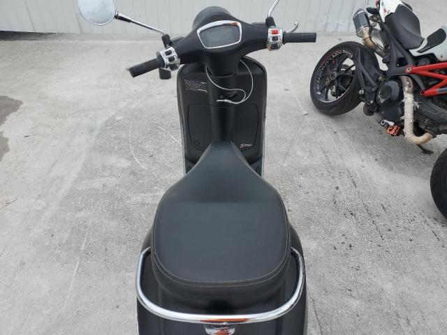 2022 VESPA PRIMAVERA/ ZAPM818G9N5906271