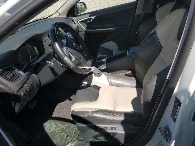 2016 VOLVO V60 CROSS YV4612HK7G1015735