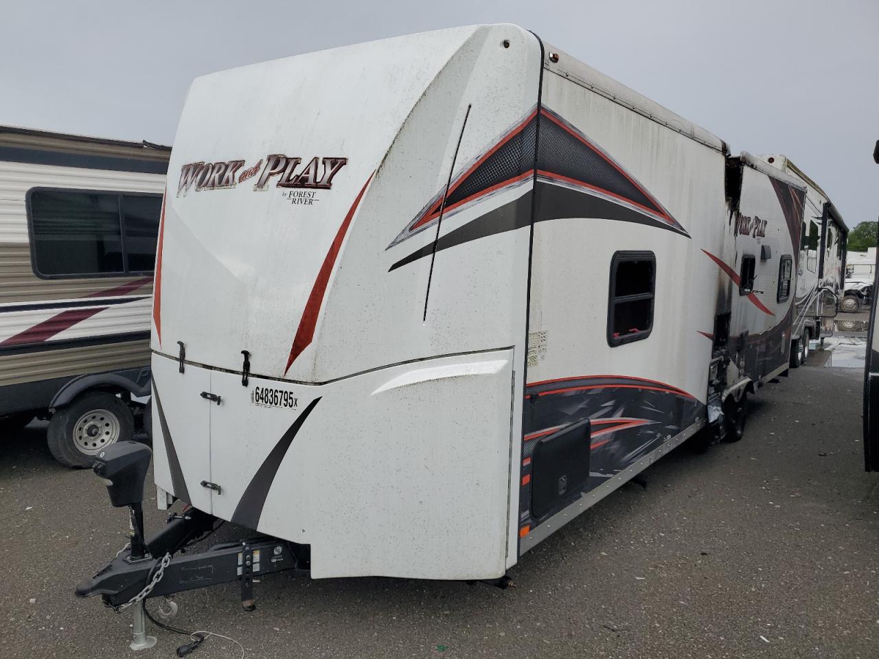 Lot #3227017883 2018 WILDWOOD WORK& PLAY