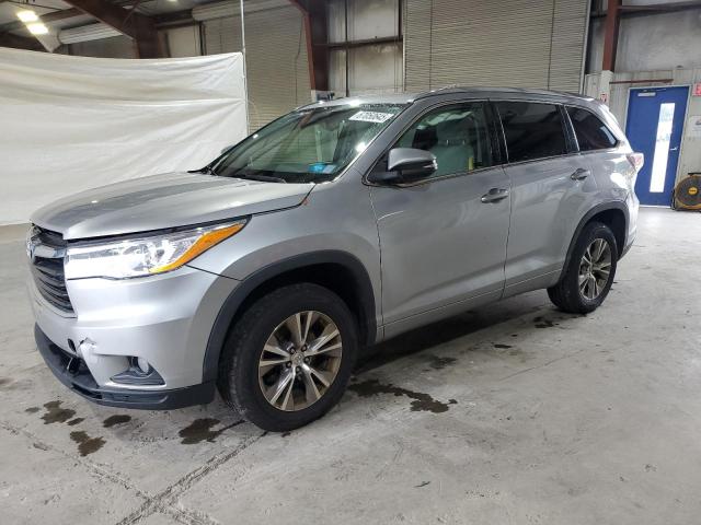 TOYOTA HIGHLANDER