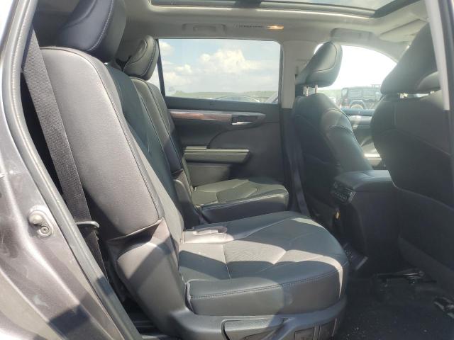 2022 TOYOTA HIGHLANDER 5TDFZRBH7NS182601