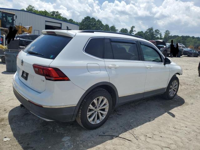 2018 VOLKSWAGEN TIGUAN SE 3VV3B7AX0JM079861