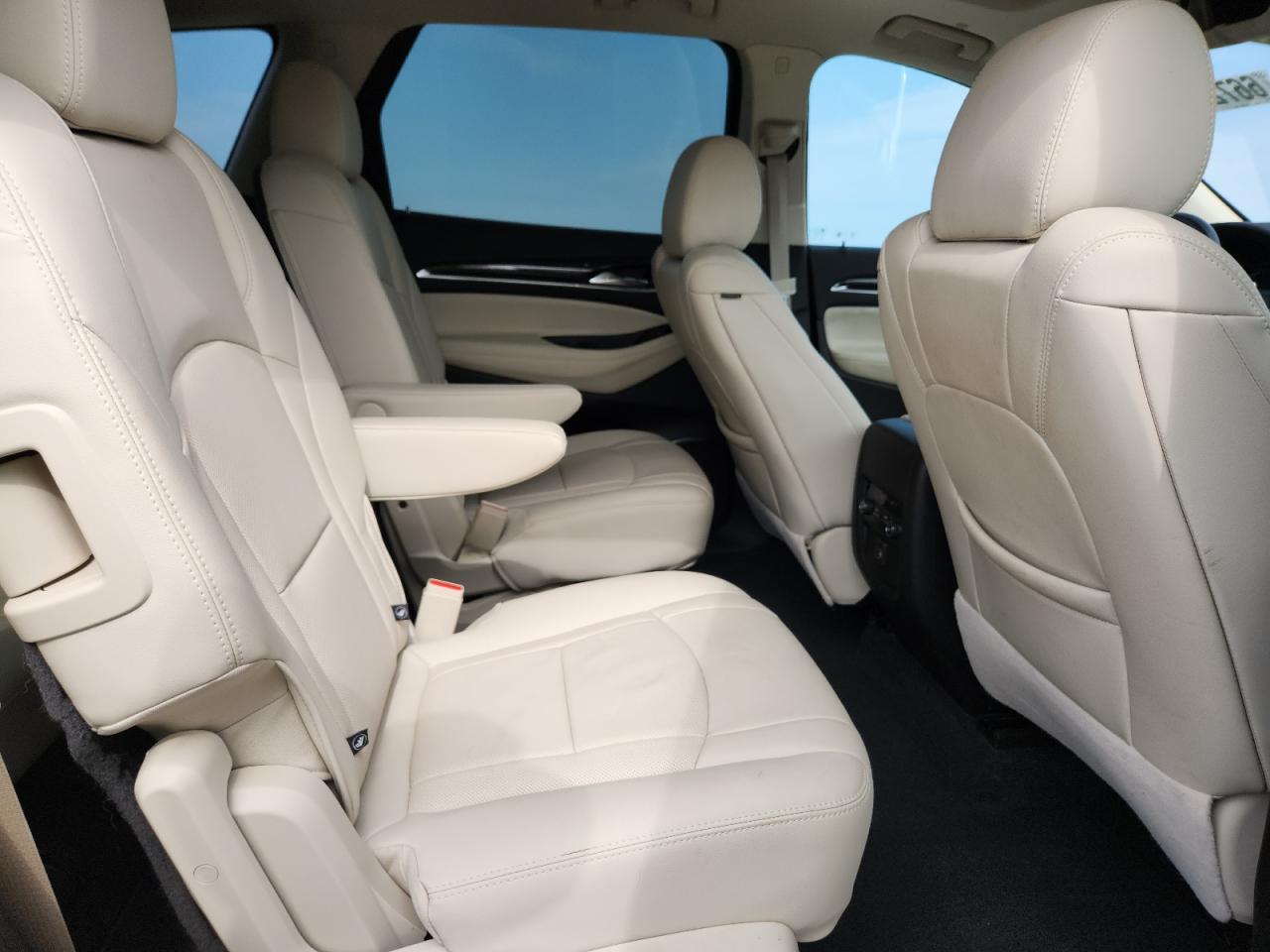 BUICK ENCLAVE ESSENCE