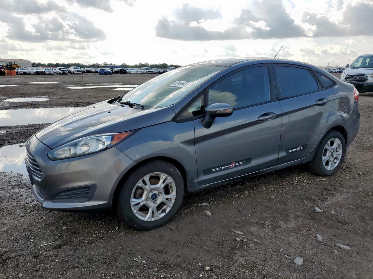 FORD FIESTA SE