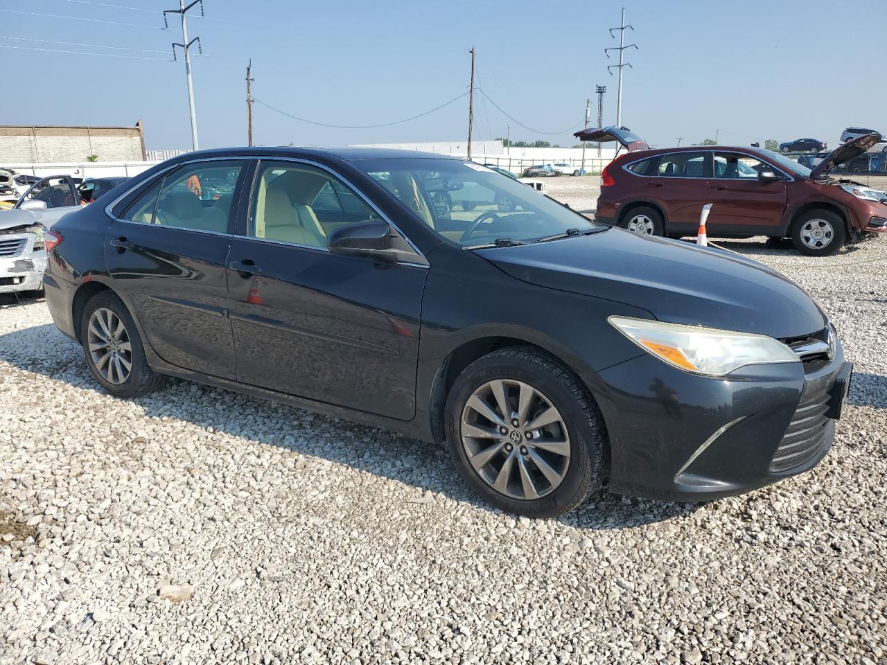 Toyota Camry le 2015