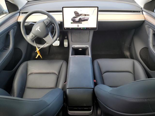 2024 TESLA MODEL Y 7SAYGDEF1RA312703