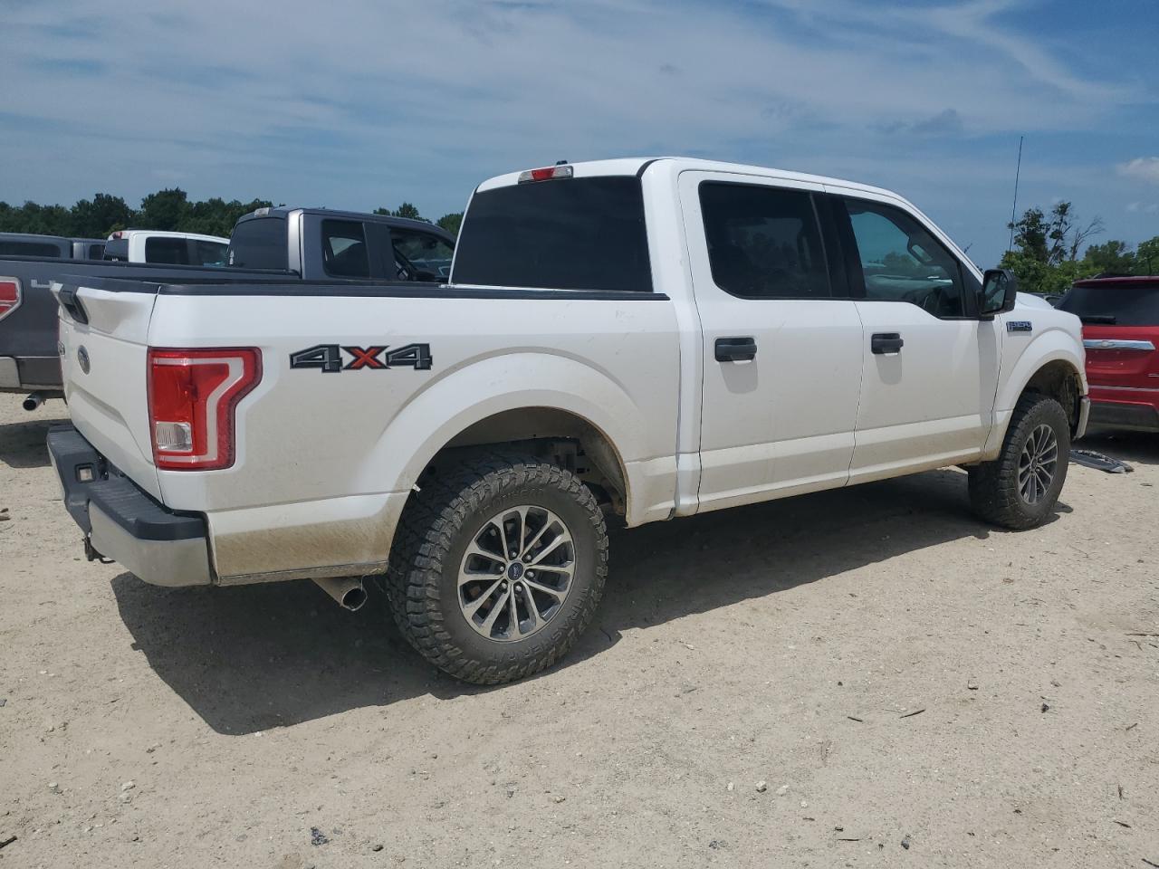 FORD F-150 SUPERCREW