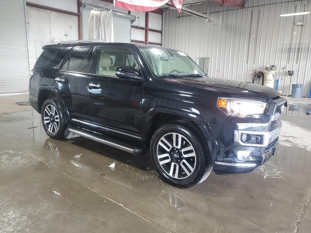 TOYOTA 4RUNNER SR5