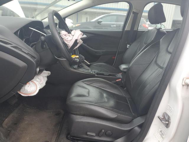 2015 FORD FOCUS SE 1FADP3K29FL318483