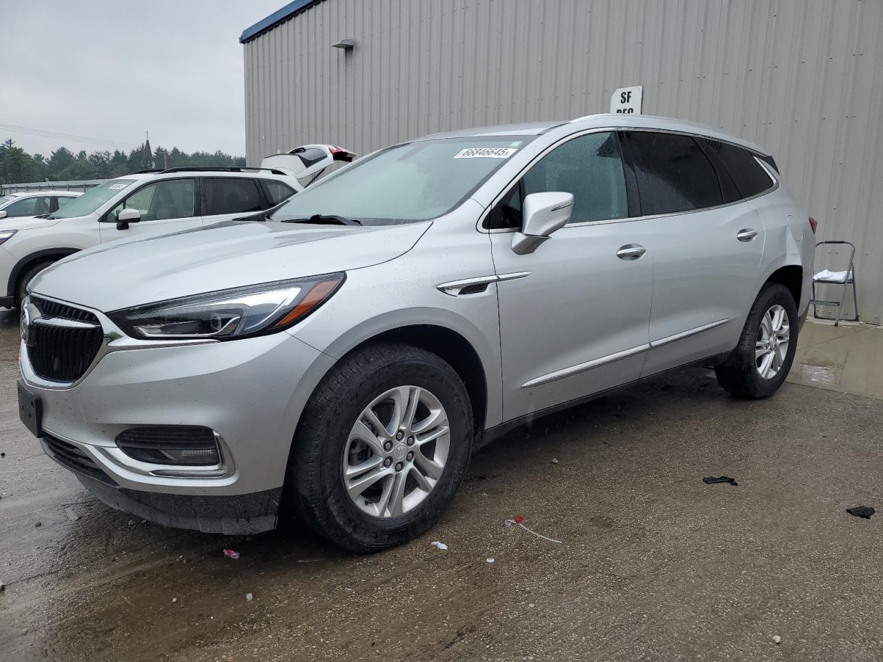 BUICK ENCLAVE ESSENCE